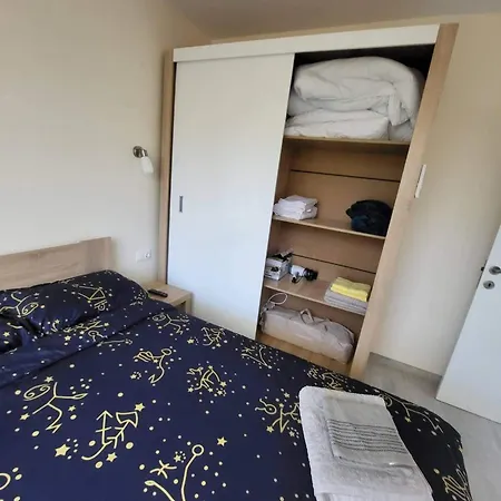 Comfy & Quiet 2 Bed Flat Great Location Parking アパート